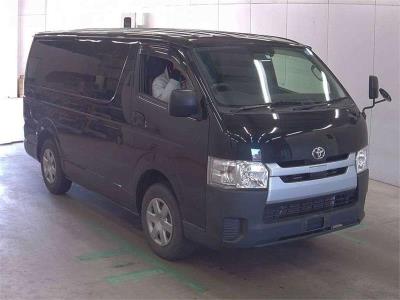 2018 TOYOTA 4WD HIACE VAN CAMPERVAN LOW ROOF for sale in Brisbane West